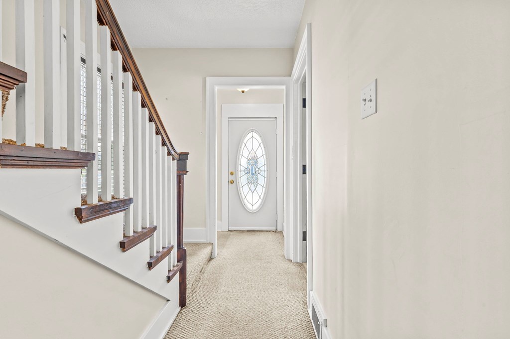 108 Parkwood Blvd Property Photo 6