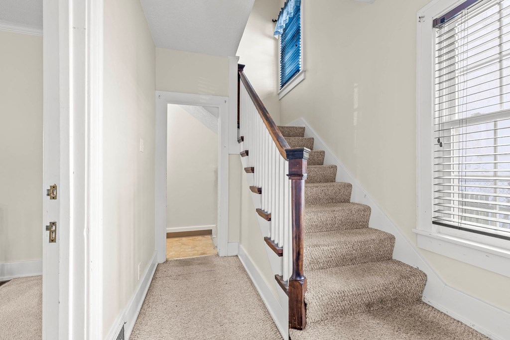 108 Parkwood Blvd Property Photo 7
