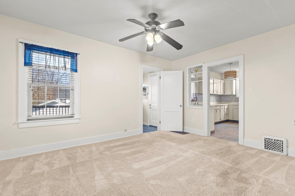 108 Parkwood Blvd Property Photo 11
