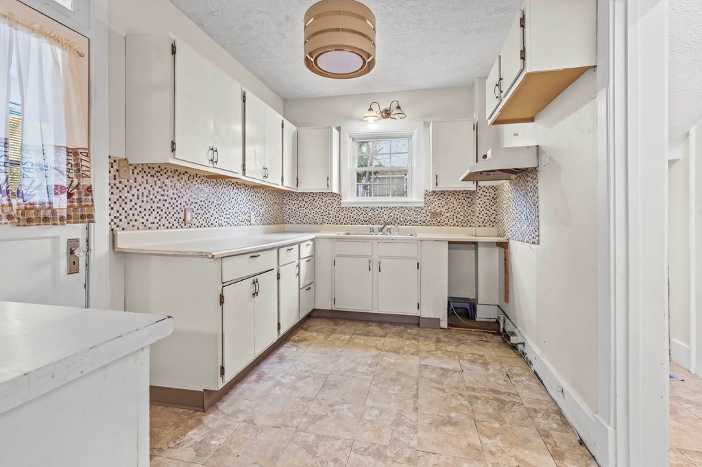108 Parkwood Blvd Property Photo 14