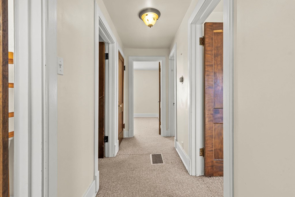 108 Parkwood Blvd Property Photo 18