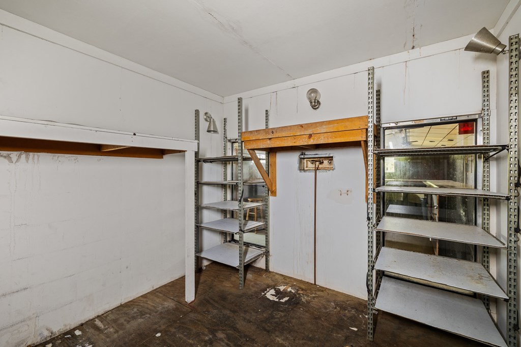 1188 Park Ave East Property Photo 33