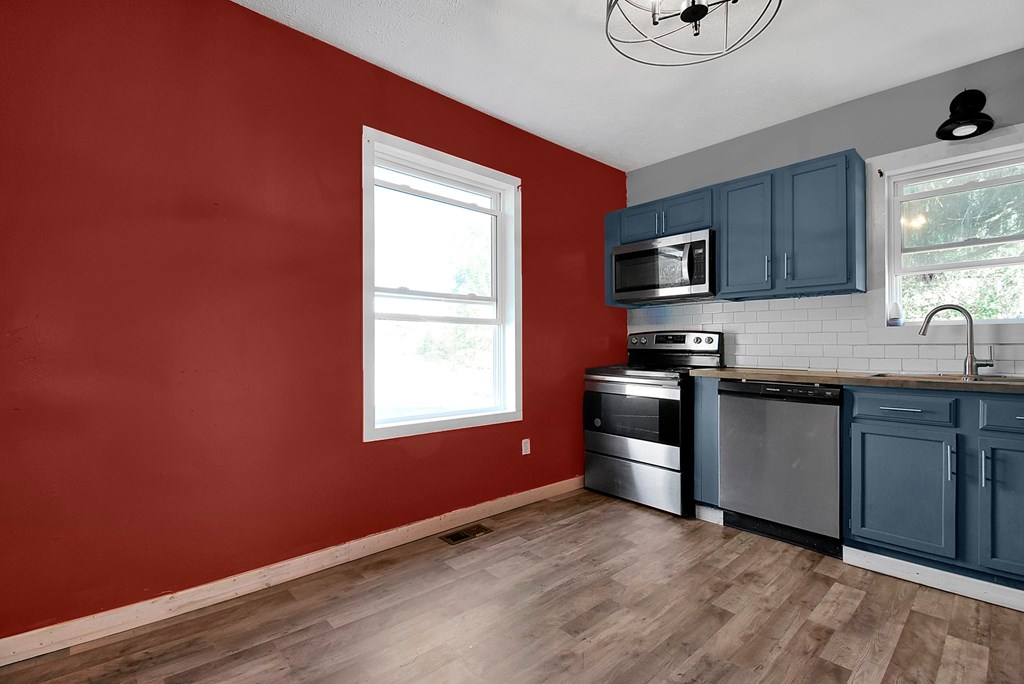 1012 County Road 2075 Property Photo 5