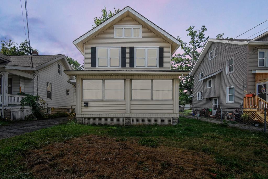 565 Garfield Place Property Photo 1
