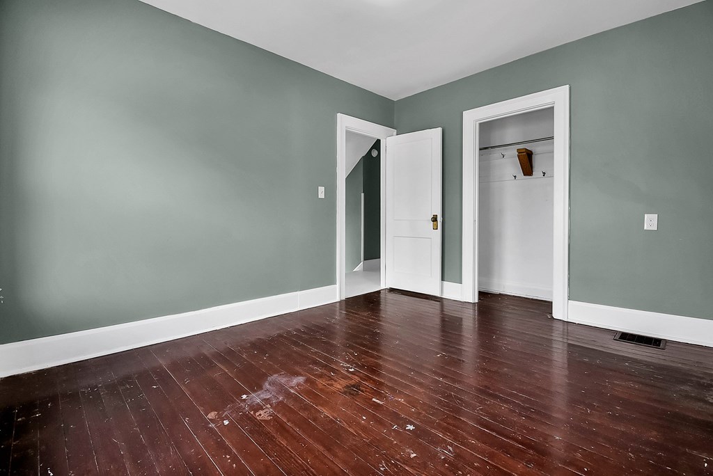 565 Garfield Place Property Photo 19