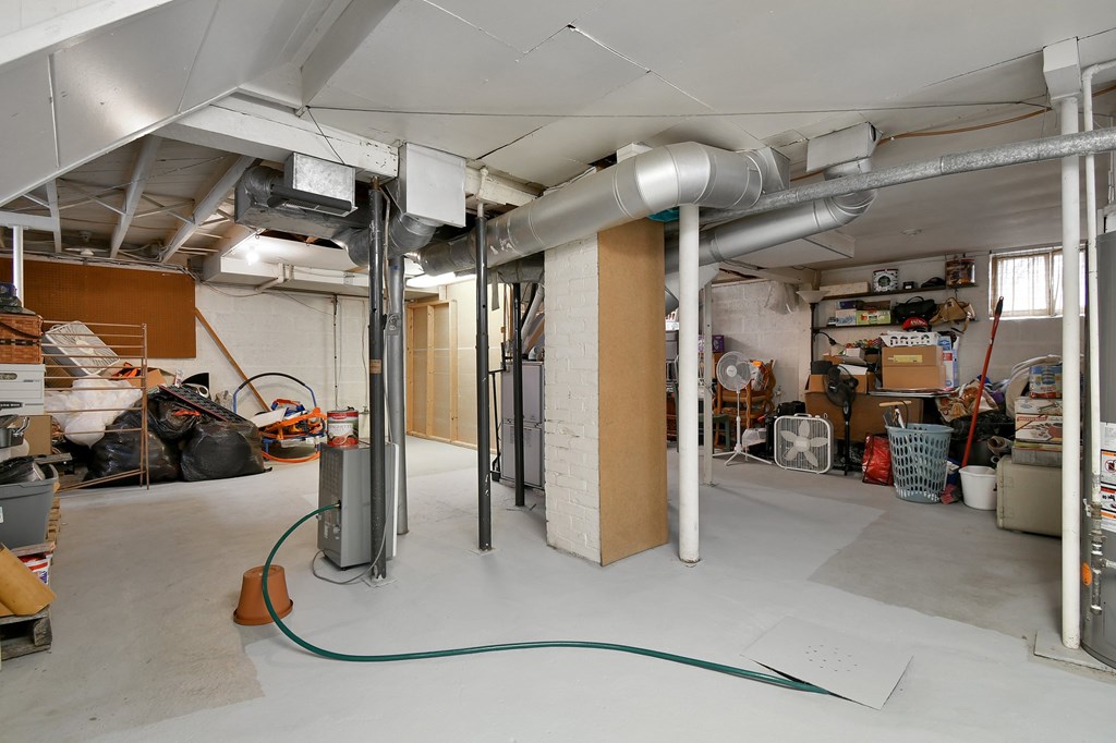 29 Park Ave Property Photo 16