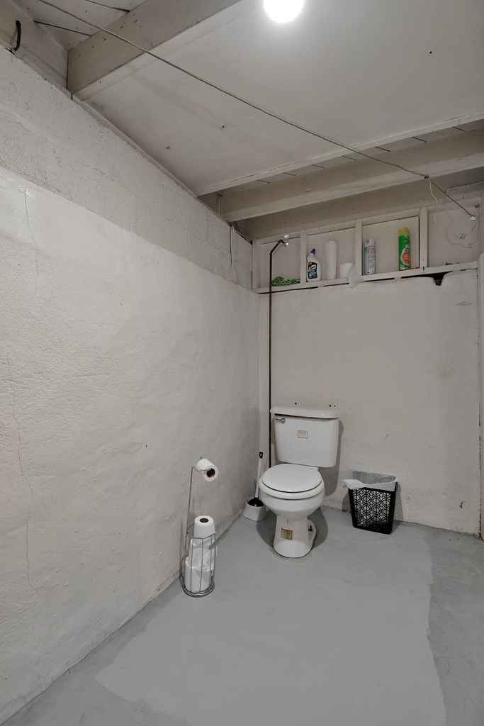 29 Park Ave Property Photo 19