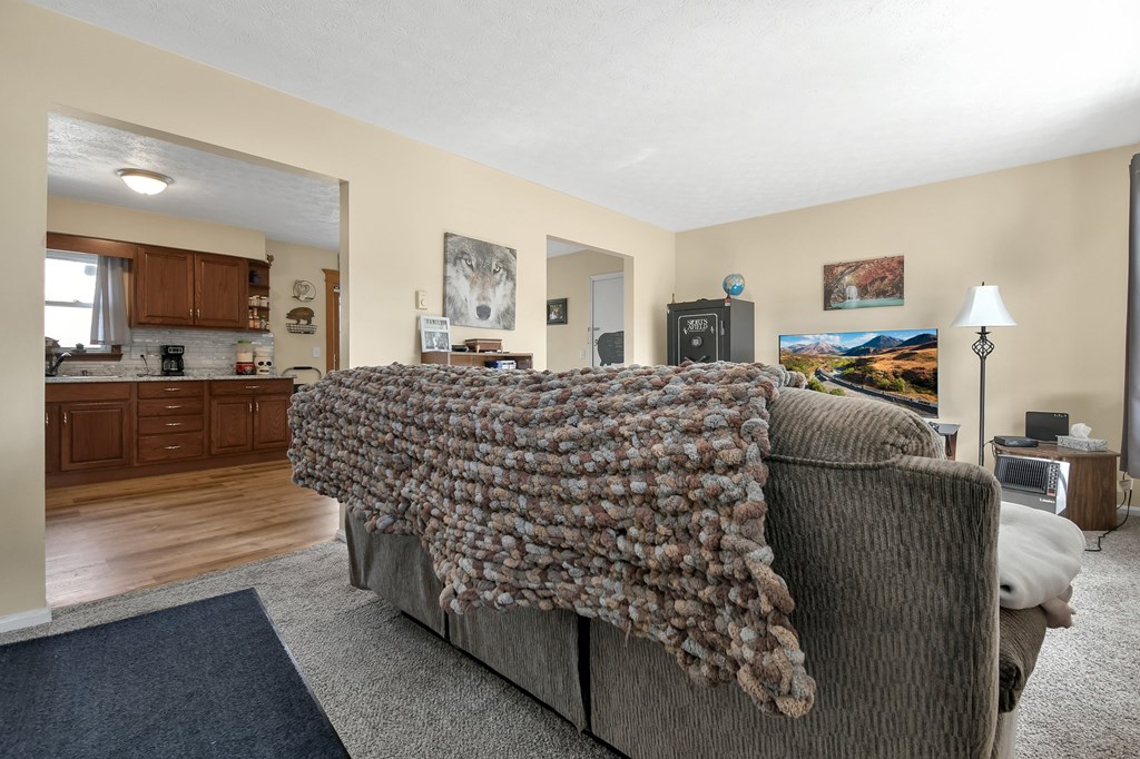 2539 Wedgewood Dr Property Photo 2