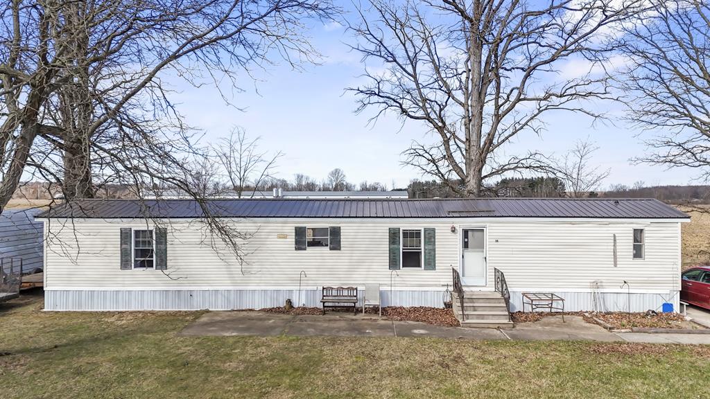 3764 E Us Hwy 224 E Property Photo 1