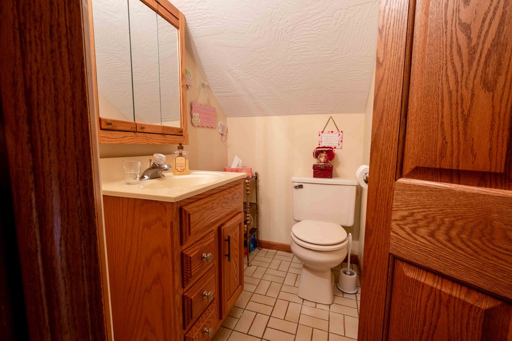 714 Poe Rd. Property Photo 20