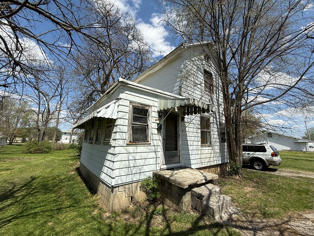 320 W Kildare Ave Property Photo 1