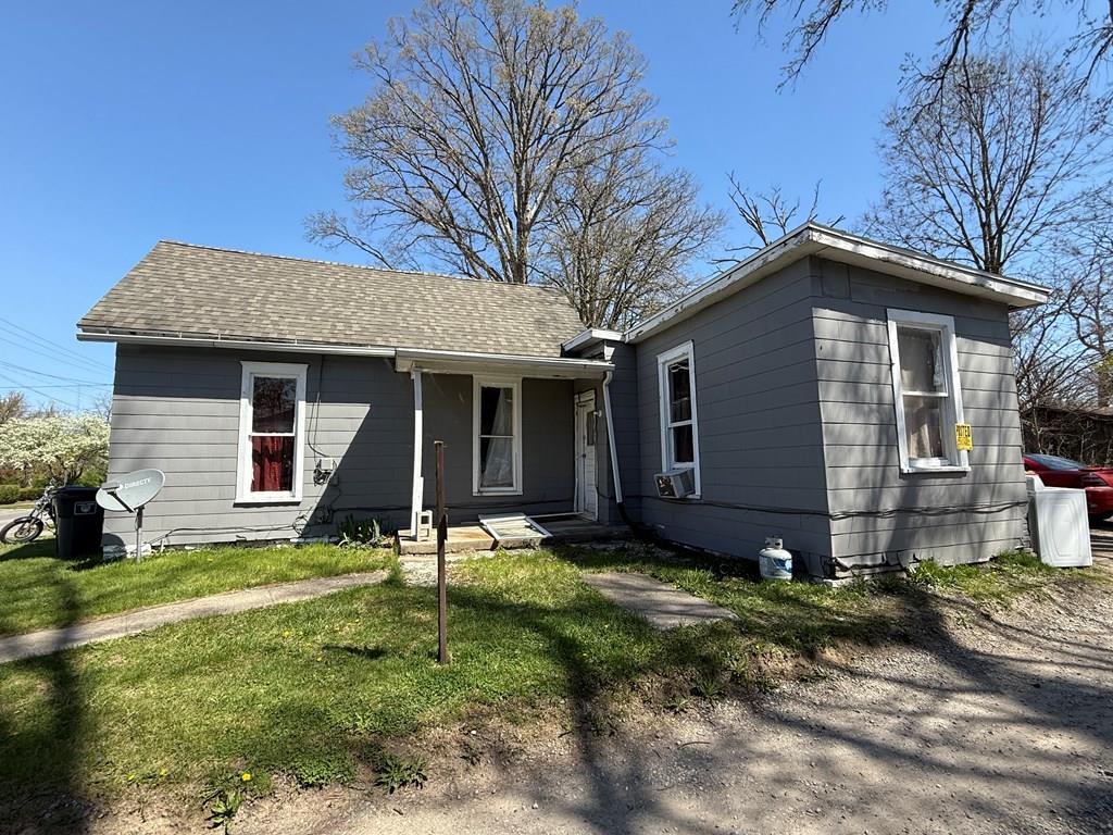 122 N Cole Street Property Photo 1