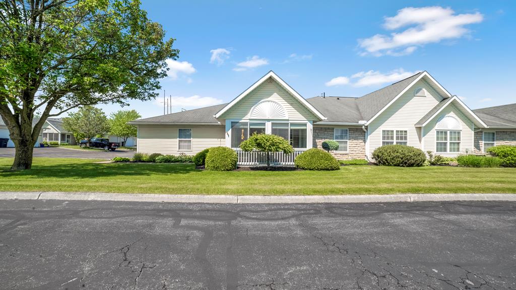 673 Villa Dr Property Photo 1