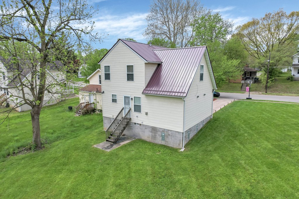 528 N Mulberry Property Photo 29