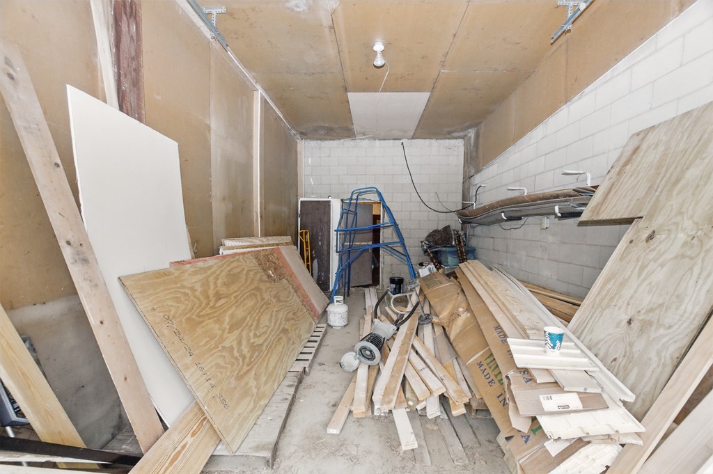 229 N 233-237 Mulberry St. Property Photo 17