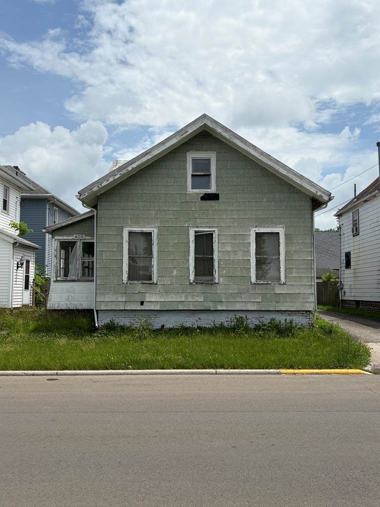406 S Lane Property Photo 1