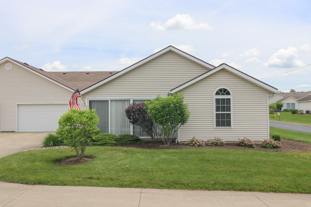 2346 Deerfield Ln Property Photo 4