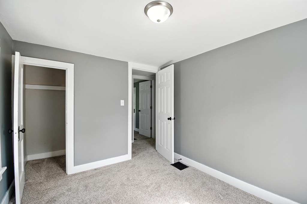 456 Park Street Property Photo 11