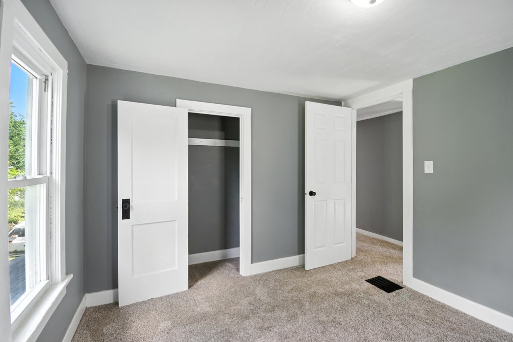 456 Park Street Property Photo 14