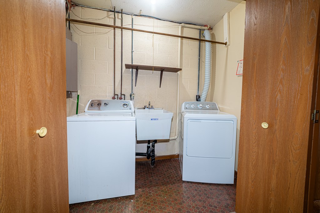 7326 State Route 19 Property Photo 55
