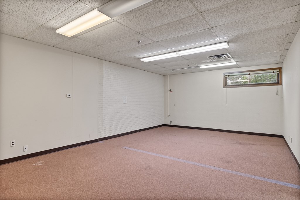 1075 National Parkway Property Photo 27