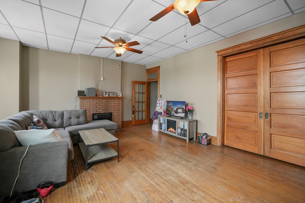 38 E Main Street Property Photo 17