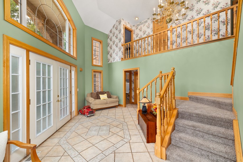 3320 Oakstone Drive Property Photo 4