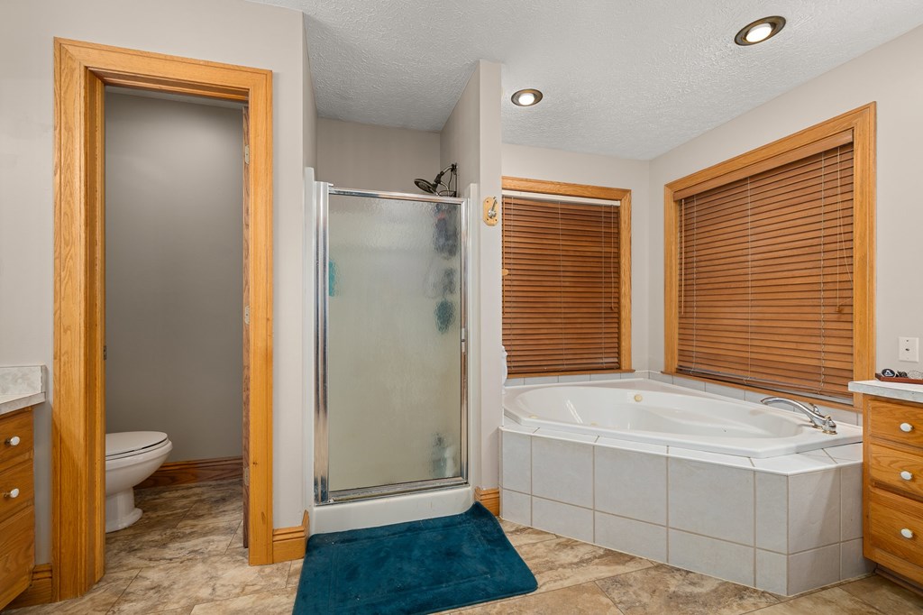 3320 Oakstone Drive Property Photo 18