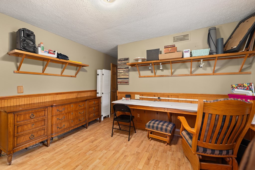 3320 Oakstone Drive Property Photo 25