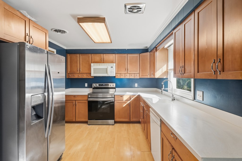 1689 Middle Bellville Road Property Photo 8