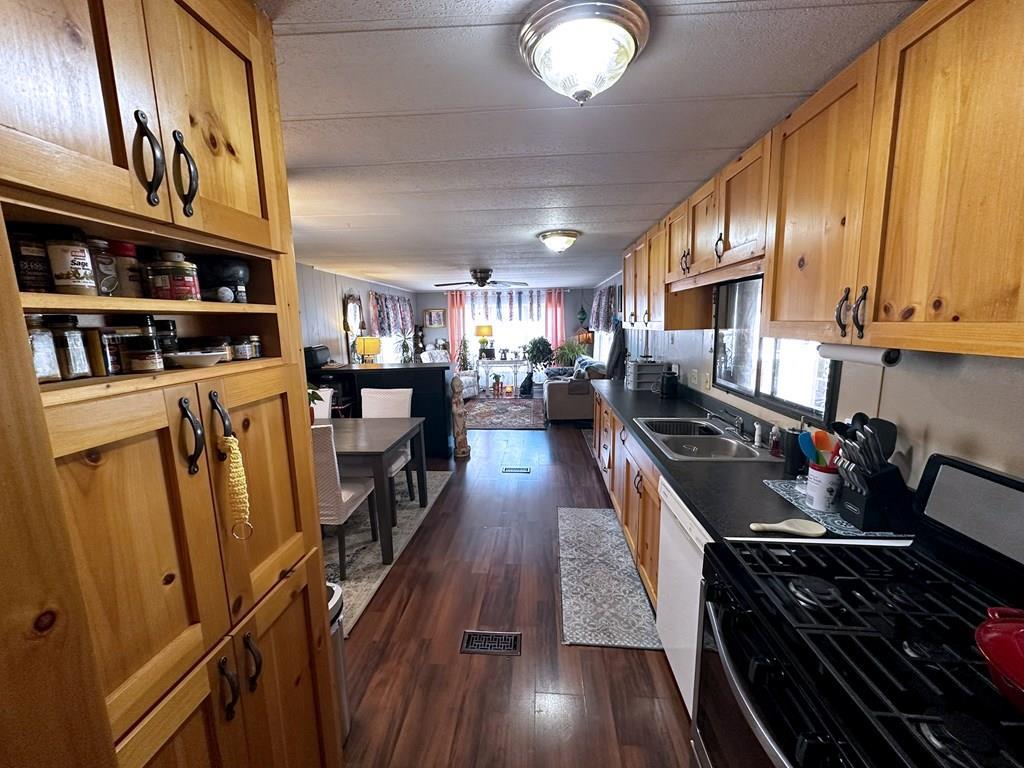 11050 Fancher Rd Property Photo 2