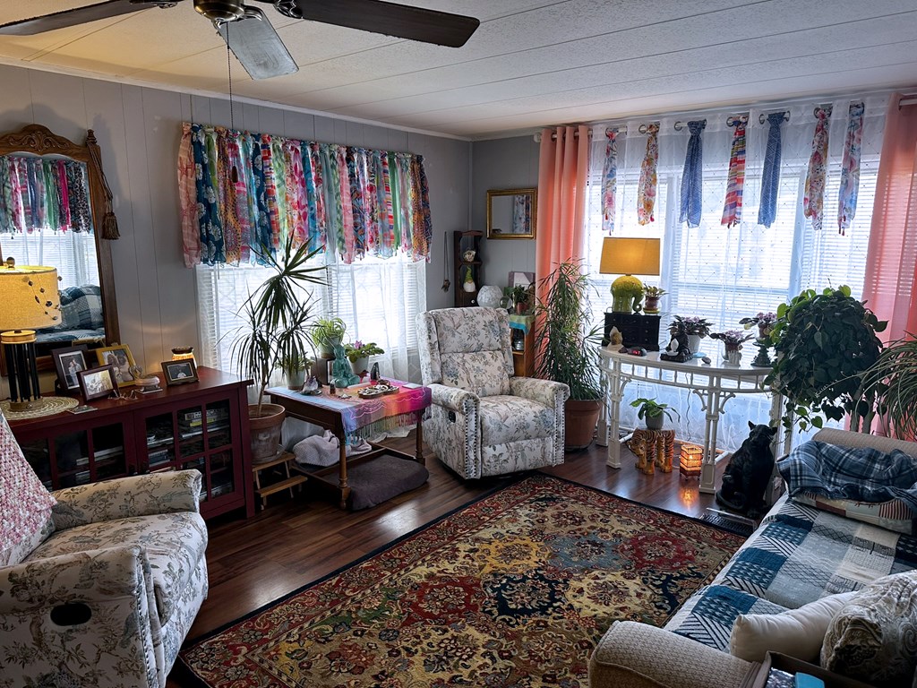 11050 Fancher Rd Property Photo 3