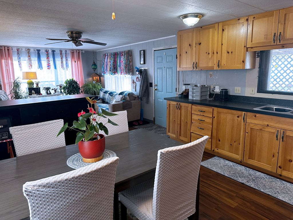 11050 Fancher Rd Property Photo 4