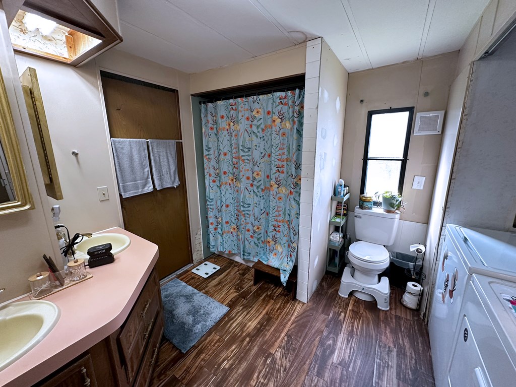 11050 Fancher Rd Property Photo 8