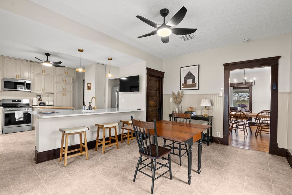 48 Grange Property Photo 6