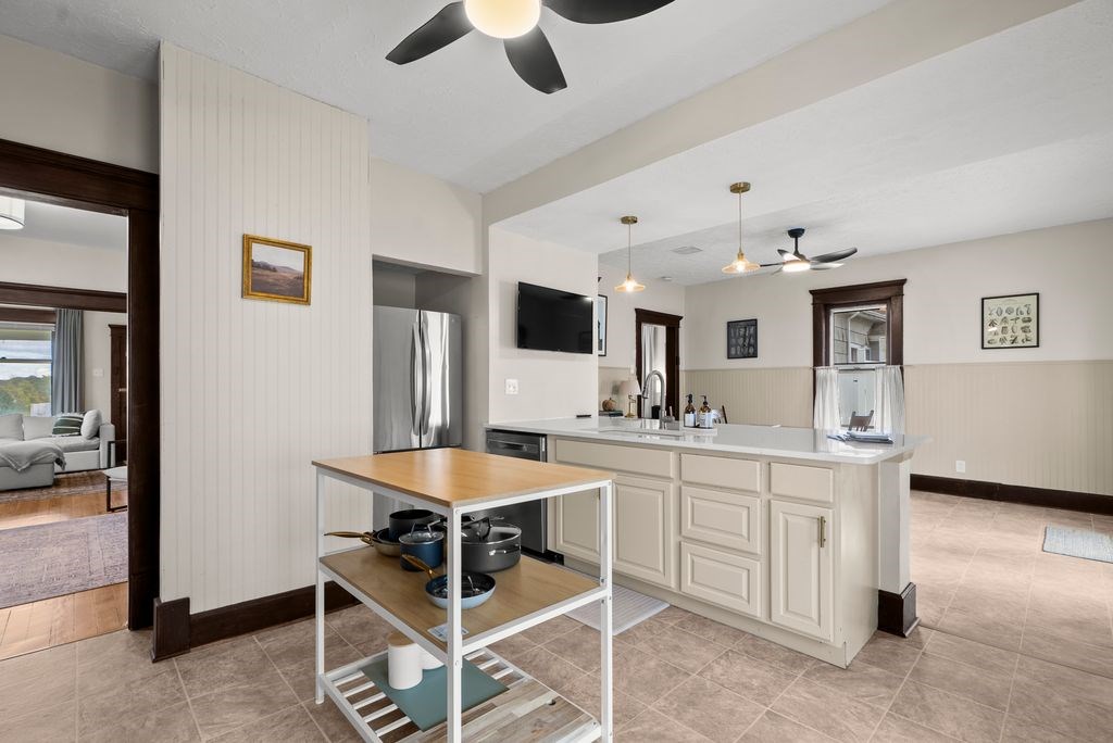 48 Grange Property Photo 10