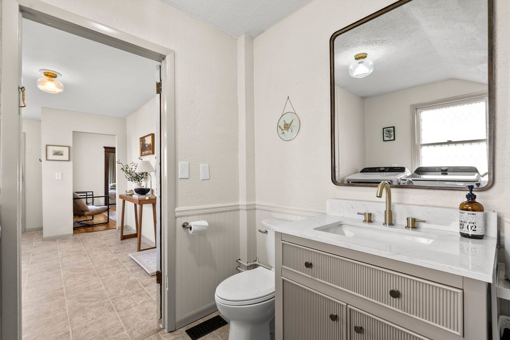48 Grange Property Photo 24