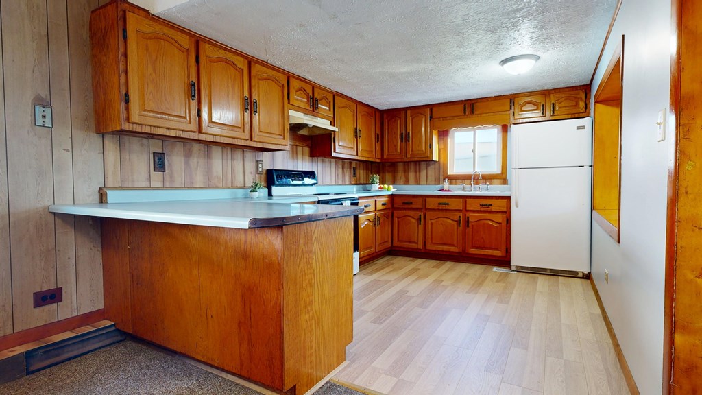 30 Jenner Ave Property Photo 7