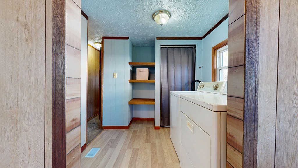 30 Jenner Ave Property Photo 10