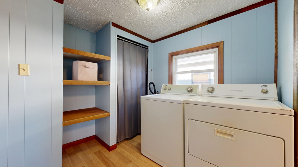 30 Jenner Ave Property Photo 11