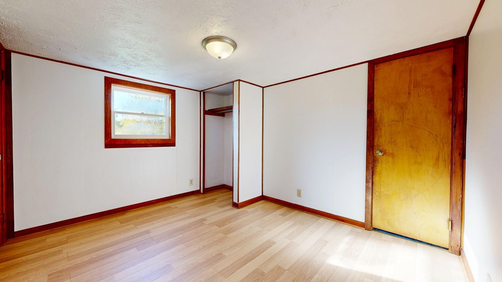 30 Jenner Ave Property Photo 14