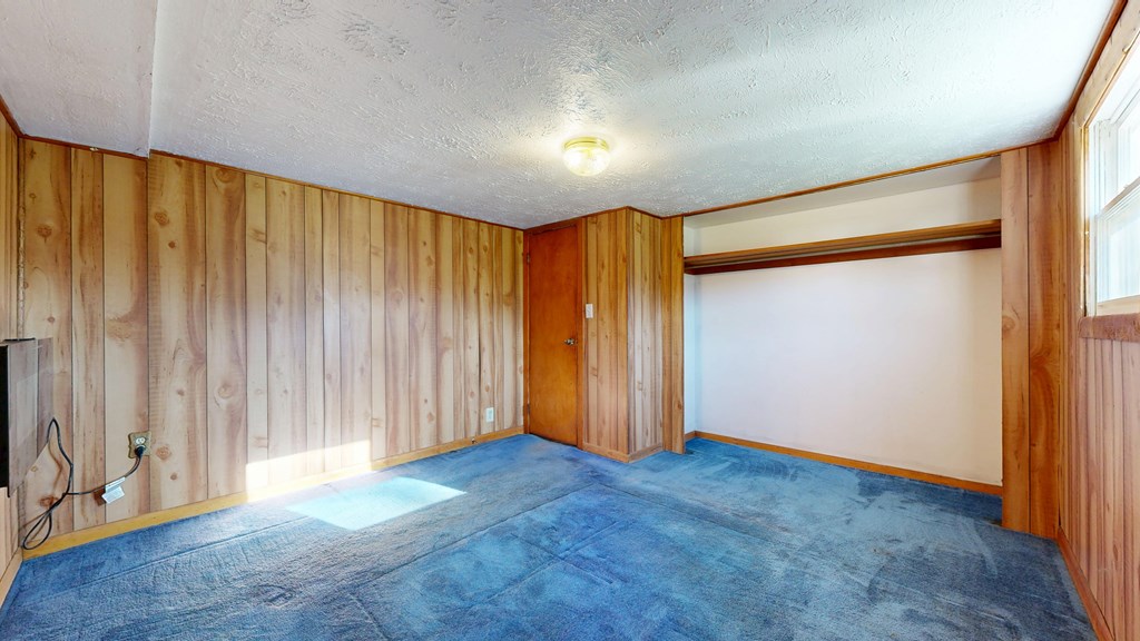 30 Jenner Ave Property Photo 15