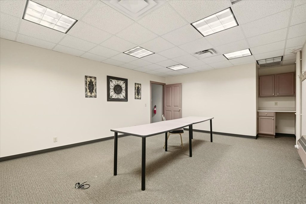 70 Park Ave. West Property Photo 26