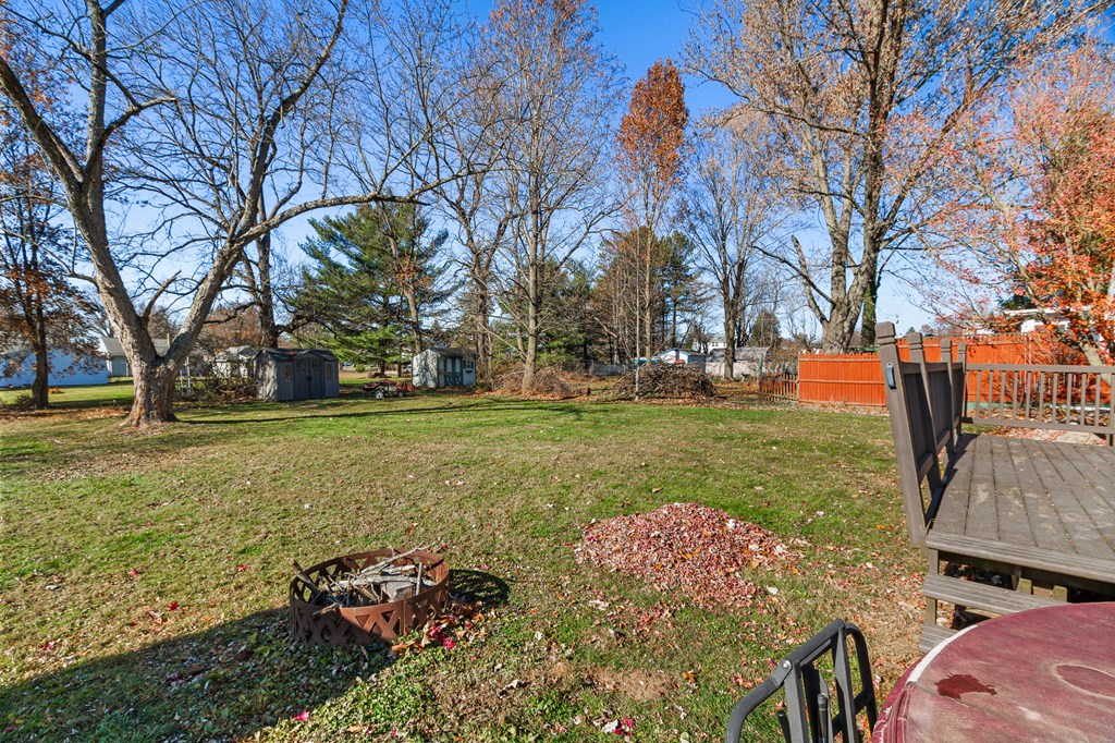 64 Maple Ln Property Photo 22