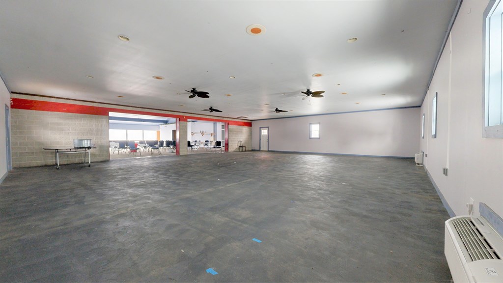 192 Main St Property Photo 11