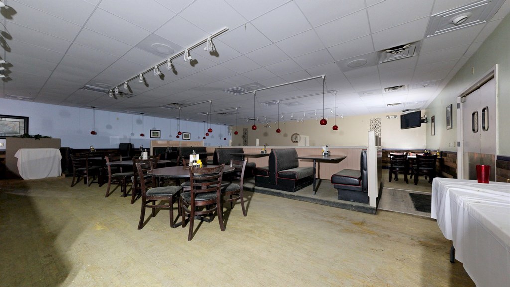 192 Main St Property Photo 15