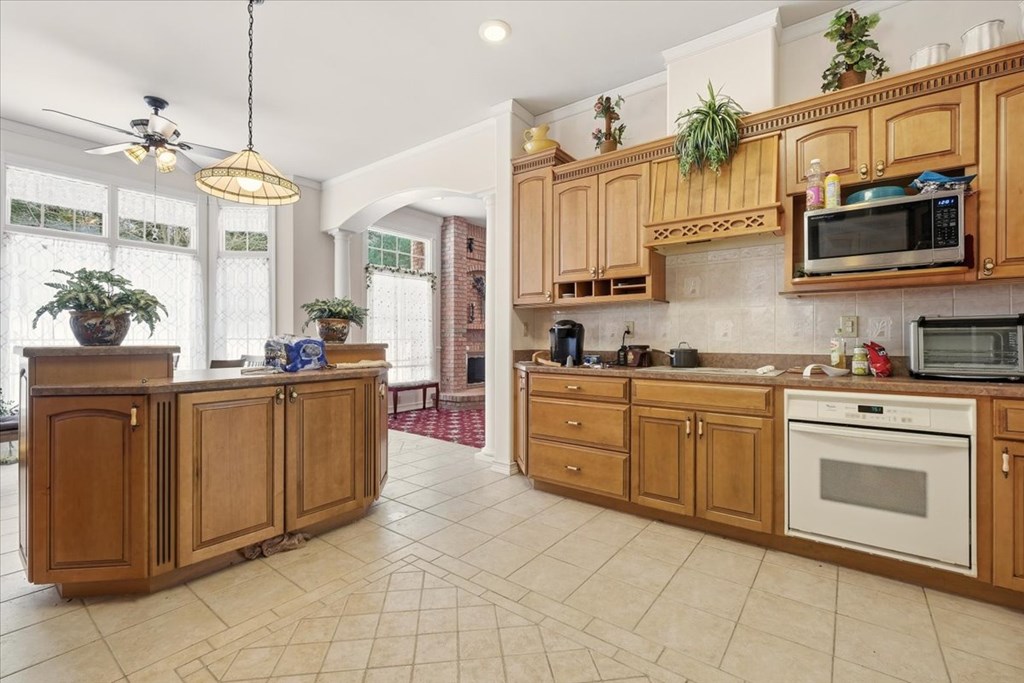 620 Running Brook Way Property Photo 44