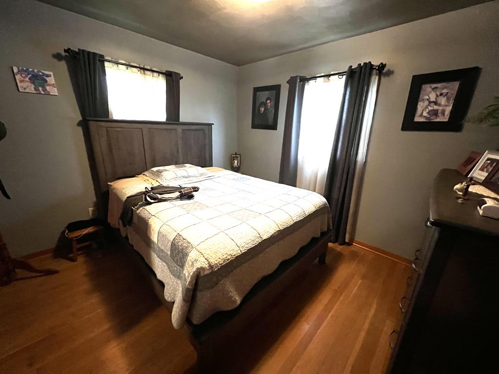 695 Crescent Way Property Photo 7