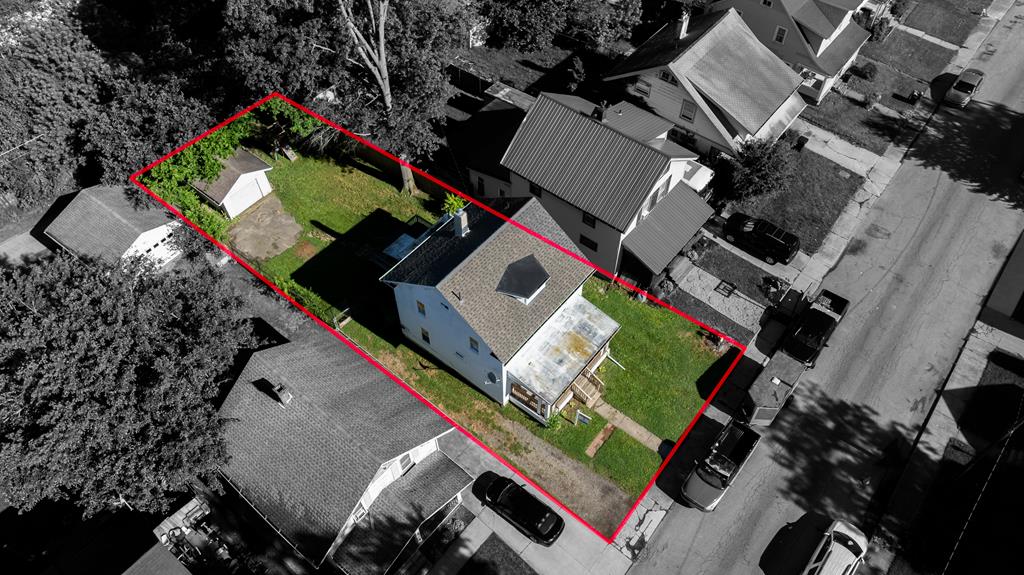116 Stewart Ave Property Photo 3