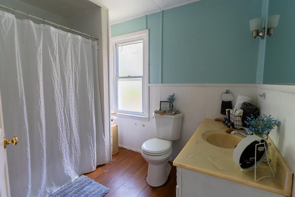116 Stewart Ave Property Photo 24